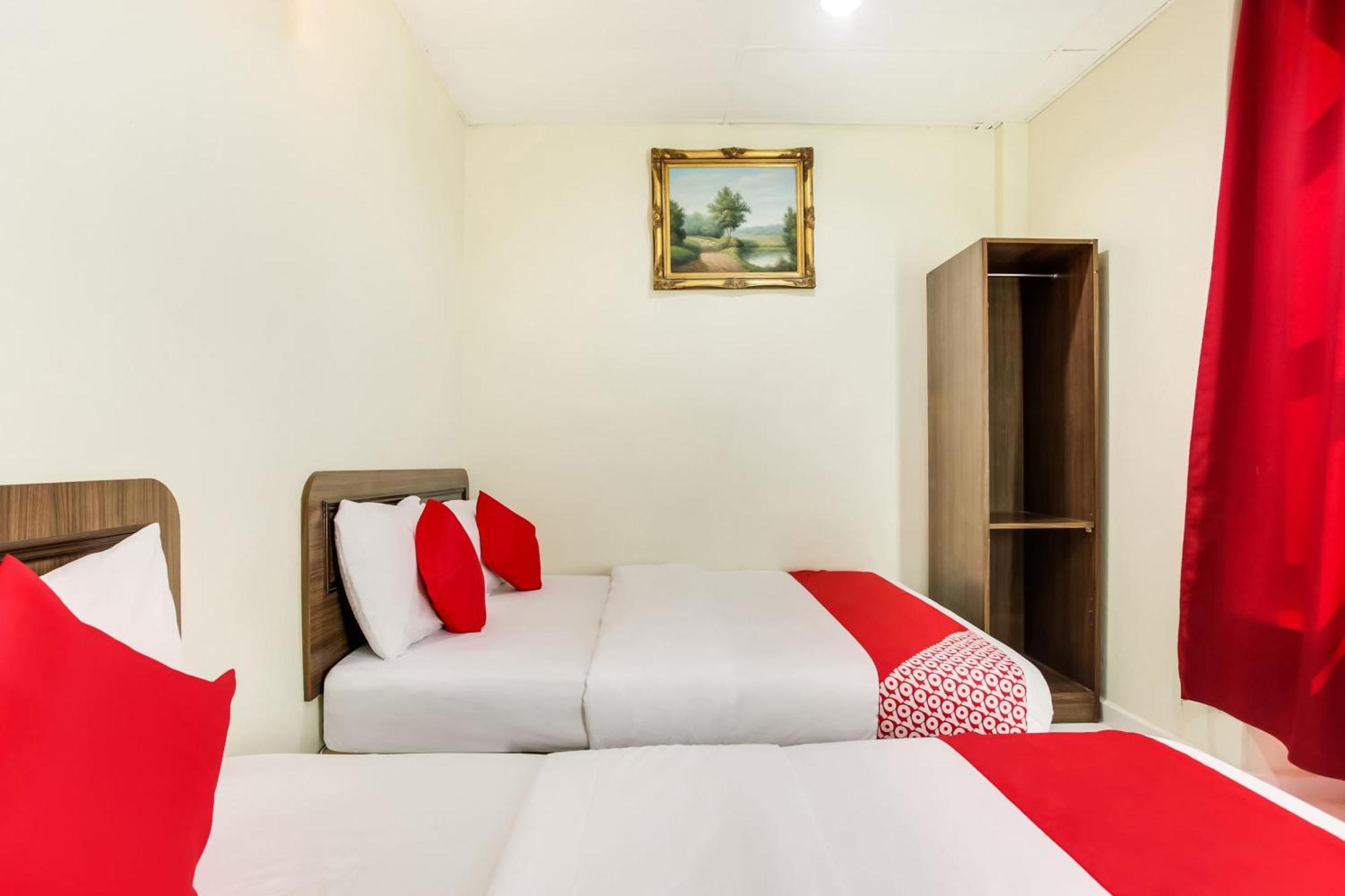 Super Oyo 89427 Kavanas Hotel Taiping Exterior foto